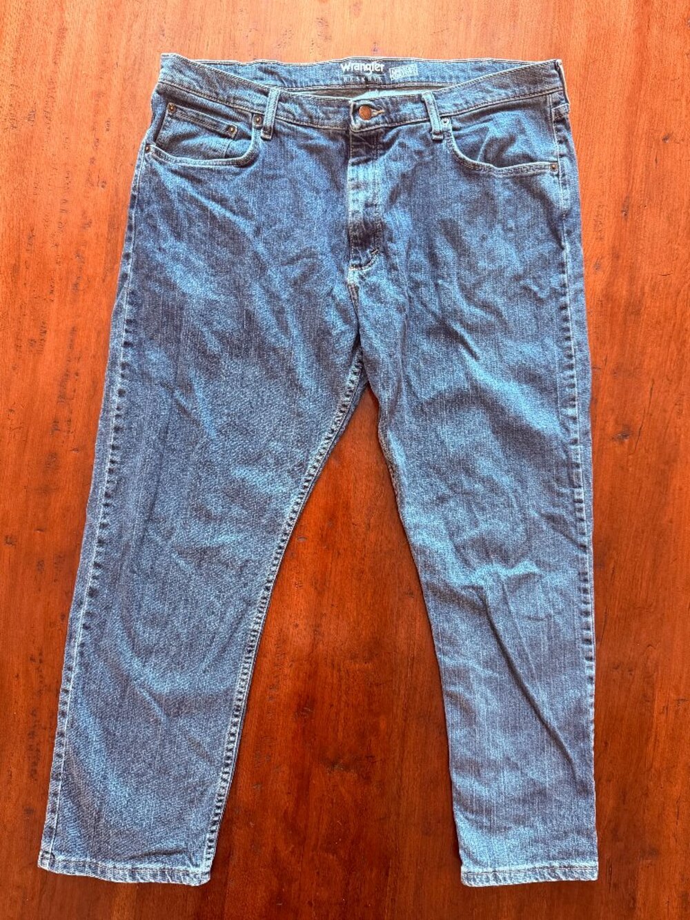 Wrangler “Advanced Comfort” Jeans – 38 x 29